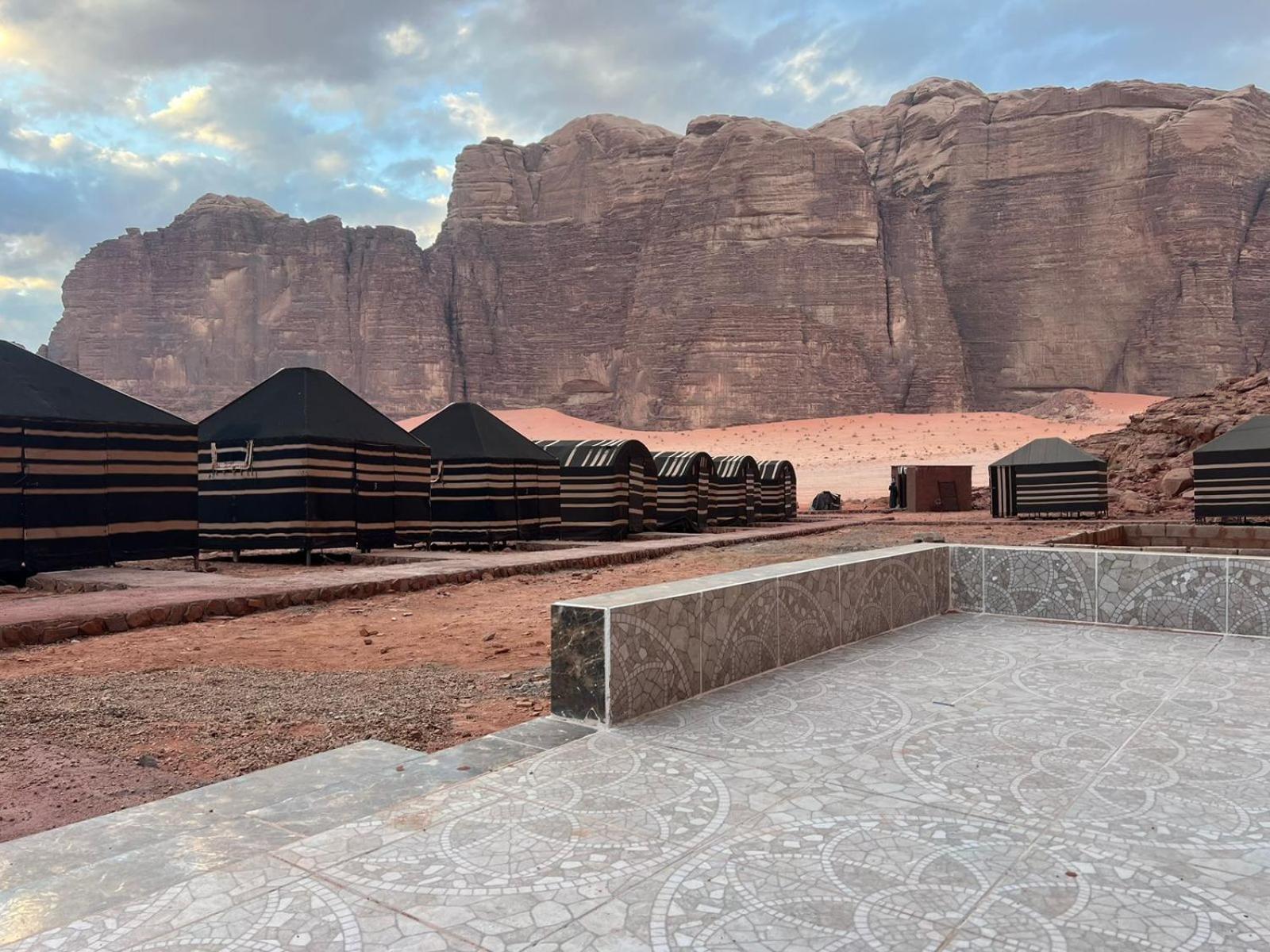 וואדי רם Desert Rock Camp מראה חיצוני תמונה
